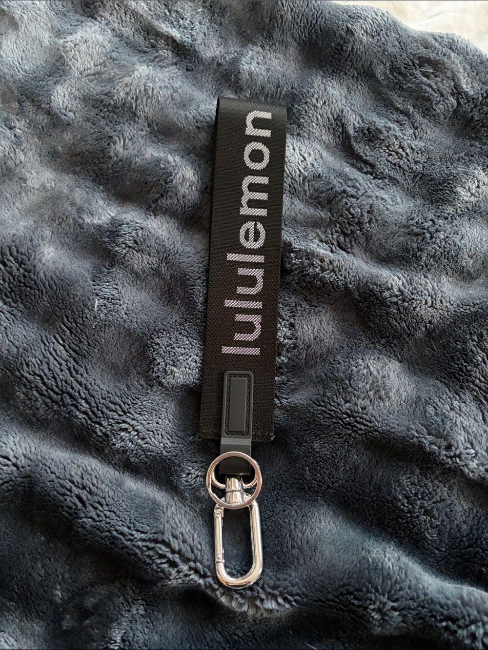 lululemon Black and White Branded Key Strap with Silver Clip